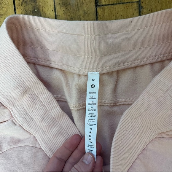 Lululemon Scuba Sweatpants- Size 12 - Picture 5 of 8